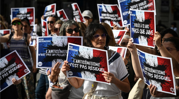 12 éves zsidó kislányt erőszakoltak meg Franciaországban