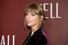 "Elszállt repülőhasználat" - A demokrata harcos Taylor Swift a legkörnyezetszennyezőbb celeb