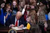Újabb rendeletet írt alá Donald Trump: ez vár a transznemű sportolókra