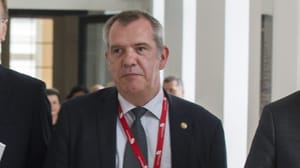 Ukrajna háborúban: lángokban a nagyvárosok - Tálas Péter