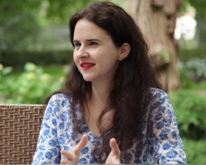 Vád alatt a Biblia - szimpátiatüntetés a meghurcolt finn képviselő mellett