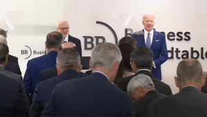 Egy "Új Világrend" kialakítását kezdeményezte üzleti vezetők előtt Biden