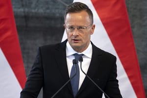 Már több mint 200 ezer menekült érkezett Magyarországra