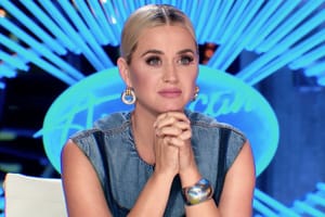 Katy Perry az "Idol" egyik versenyzőjének keresztény szülein gúnyolódott