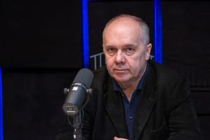 Kik lehetnek ott az Azovstal katakombáiban? – Stier Gábor