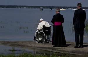 Kultikus indián zarándokhelyen imádkozott Ferenc pápa