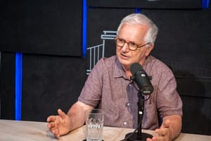 Antikommunista ellenállóból ügynök, majd bűnbánó rendszerváltó: Fényi Tibor, az SZDSZ alapítója