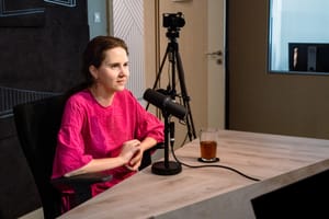 Örményországi úti beszámoló: Van ahol a lebombázott házakban is élnek - Kulifai Sára