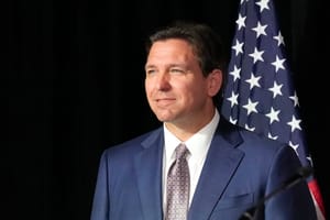 Ron DeSantis izraeli látogatást jelentett be