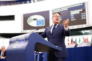 Az Európai Parlament előtt kritizálta Orbán Viktort a luxemburgi miniszterelnök