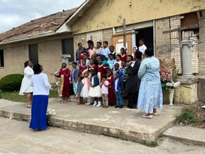 Romok között tartanak összejöveteleket az arkansasi hívők