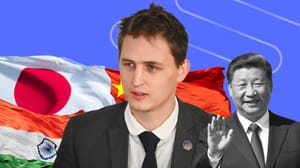 Kína közelében terjeszkedne a NATO - Bartók András