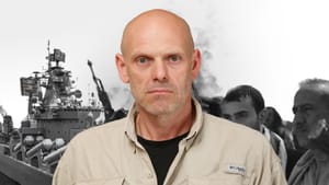 Ukrajna: Faltörő kosból fekvő rendőr - Robert C.Castel