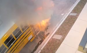 "Isten velem volt" – kilenc gyermeket mentett ki az égő járműből a hős buszsofőr