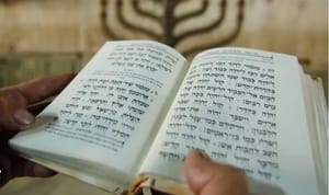 Izrael: rengetegen kerestek rá a zsoltárokra az iráni támadás napján