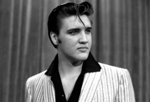 Elkelt: 120 ezer dollárért vették meg Elvis Presley Bibliáját