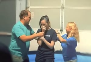 "Haragudtam Istenre" - beszámolt megtéréséről egy volt sátánista boszorkány