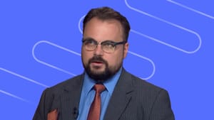 Óriási botrány: melegpartikra járt a magyar sztárpap? - Szász Péter