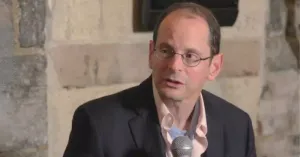 Egy ateista író szerint az igazi kereszténység lehet Amerika megmentésének kulcsa