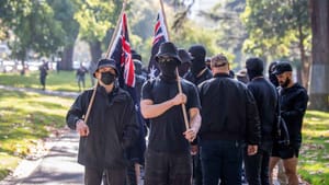 Ausztrália szigorít: ezentúl börtön jár a náci karlendítésért